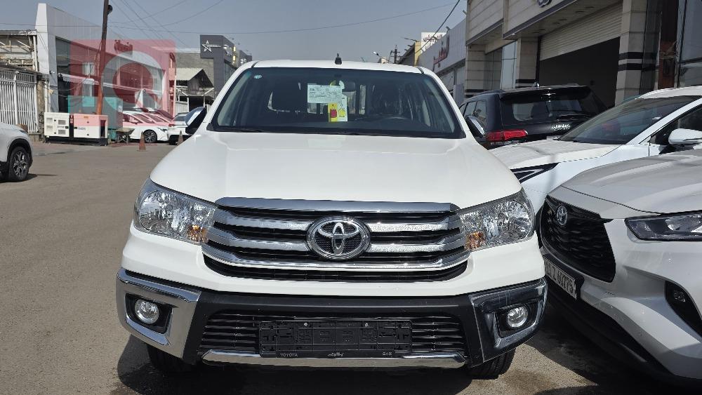 تويوتا هايلوكس